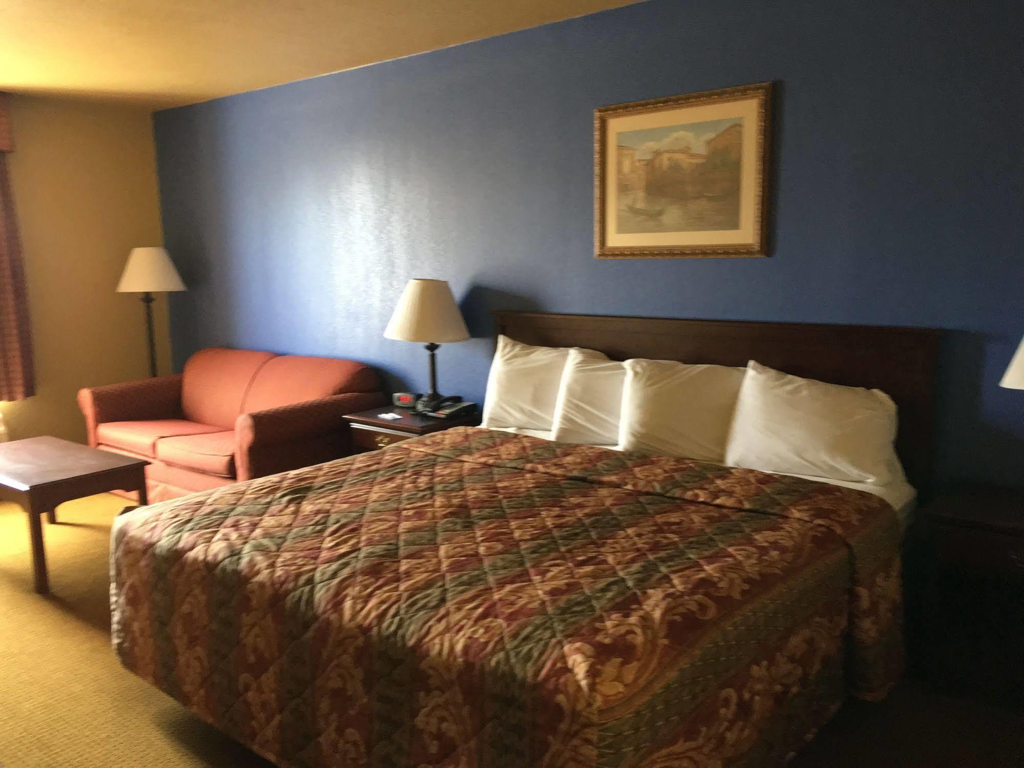 Hilltop Inn&Suites Greenbrier Exterior foto